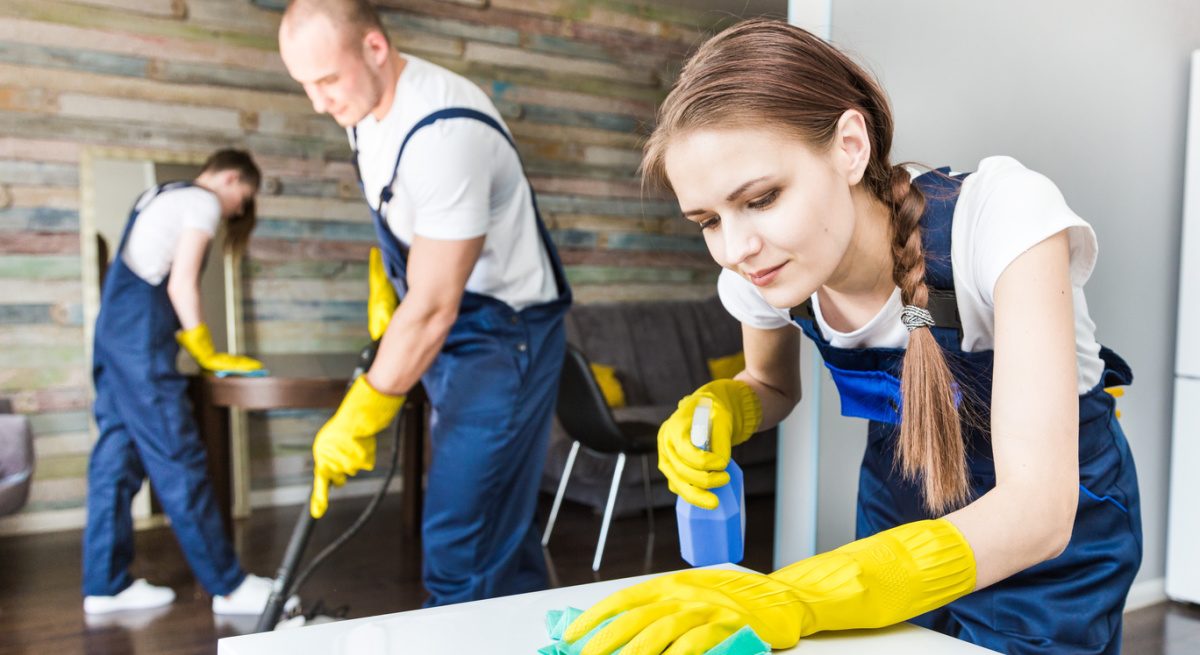 Prevent Restaurant Health Code Violations Through Cleaning 1 restaurant cleaning